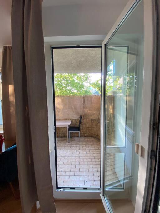 Apartment With Balcony Berlin Zewnętrze zdjęcie